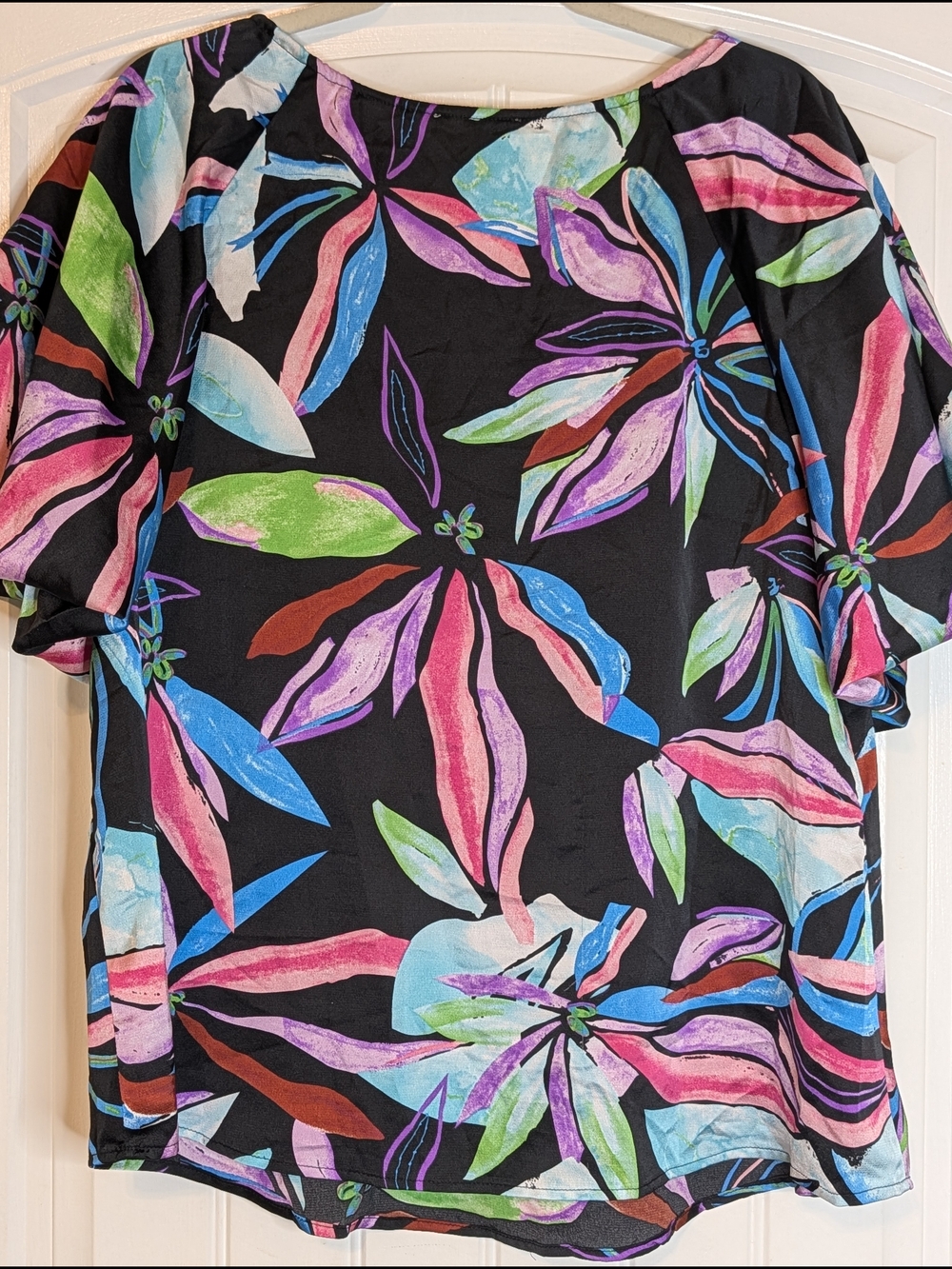 Entro Colorful Tropical Floral Patterned Bubble Sleeve Shirt - Picture 7 of 10